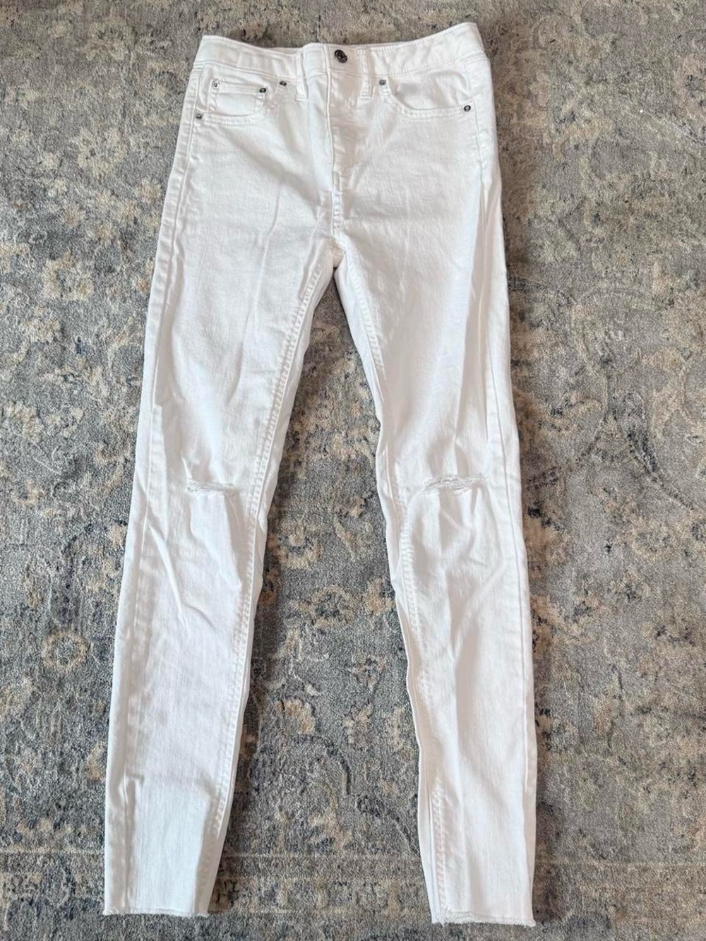 Wild Fable White Women’s Slim Jeans